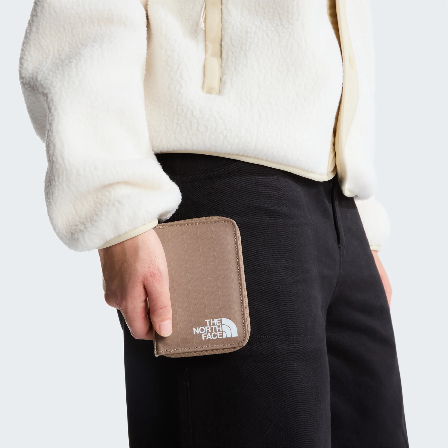 The North Face Base Camp Voyager Wallet, vue 4
