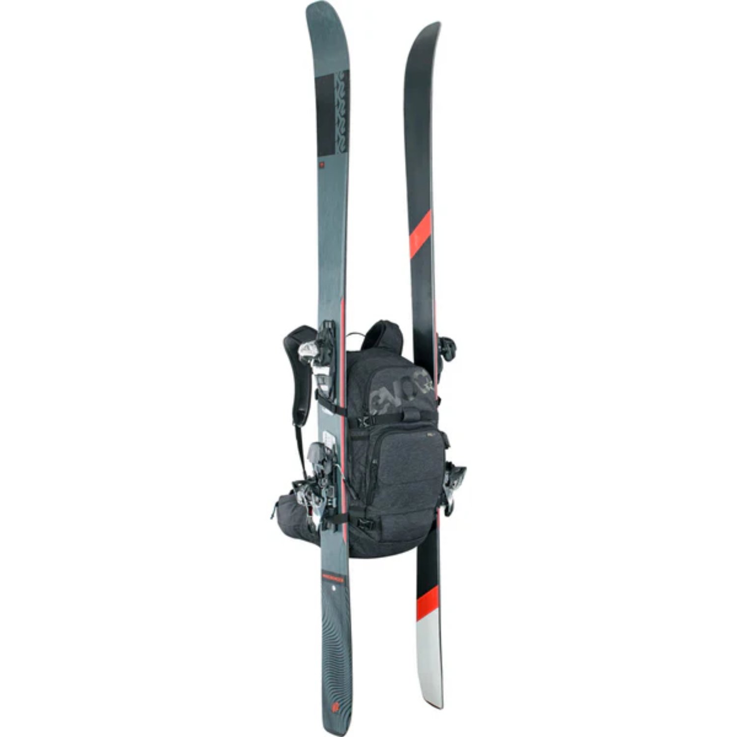 Skis, sac à neige, sac à dos, fixations, bloc de couleur