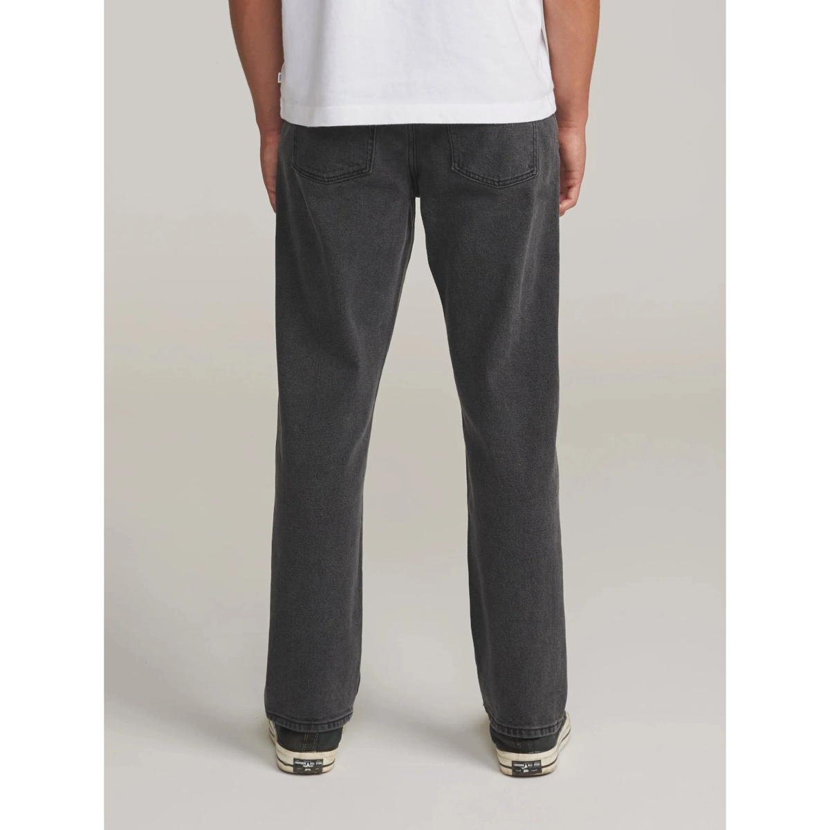Ren 57 Classic Straight Pantalon, jean, pantalon gris, jambe de pantalon, couture arrière, pantalon, jean, coupe droite, délavage foncé, poche arrière plaquée