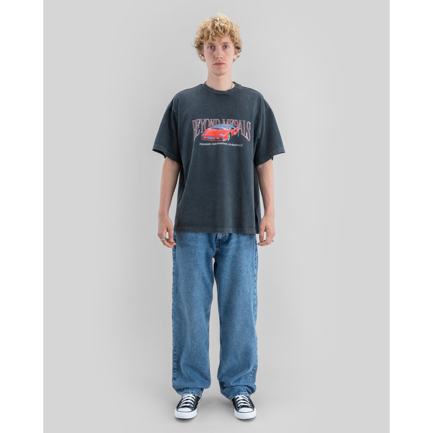 Premium Tee col rond, t-shirt, imprimé, bleu, col rond, t-shirt, imprimé, voiture, bleu, oversize, t-shirt, oversize, t-shirt imprimé, col rond, jean