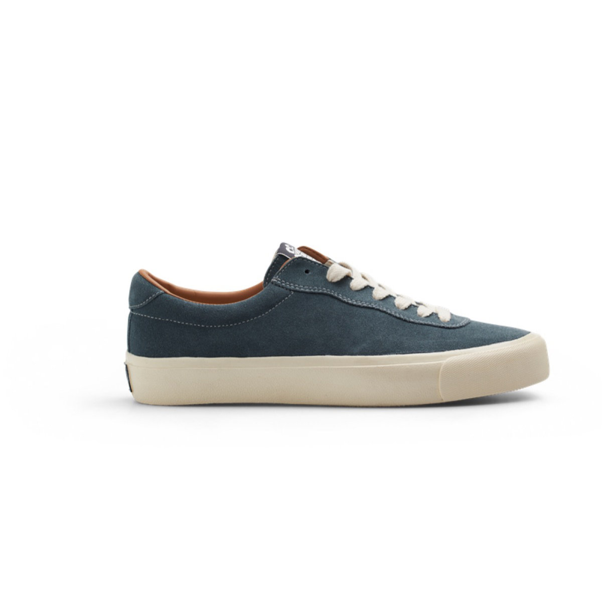 VM001 Suede Low VM001 Suede Low