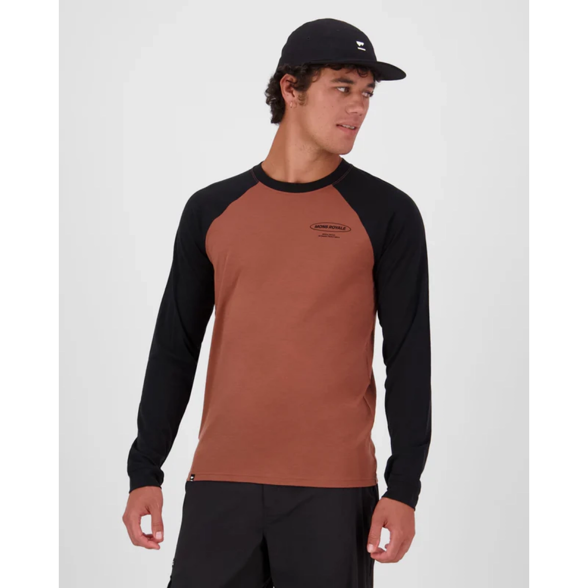 Icon Merino Raglan Long Sleeve Icon Merino Raglan Long Sleeve