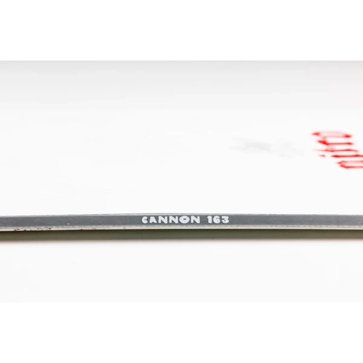 Cannon 163, accessoires pour appareil photo, rail métallique, finition blanche, marque de graffiti, couteau de cuisine, lame, tranchant en acier, Cannon 163, section horizontale de la lame
