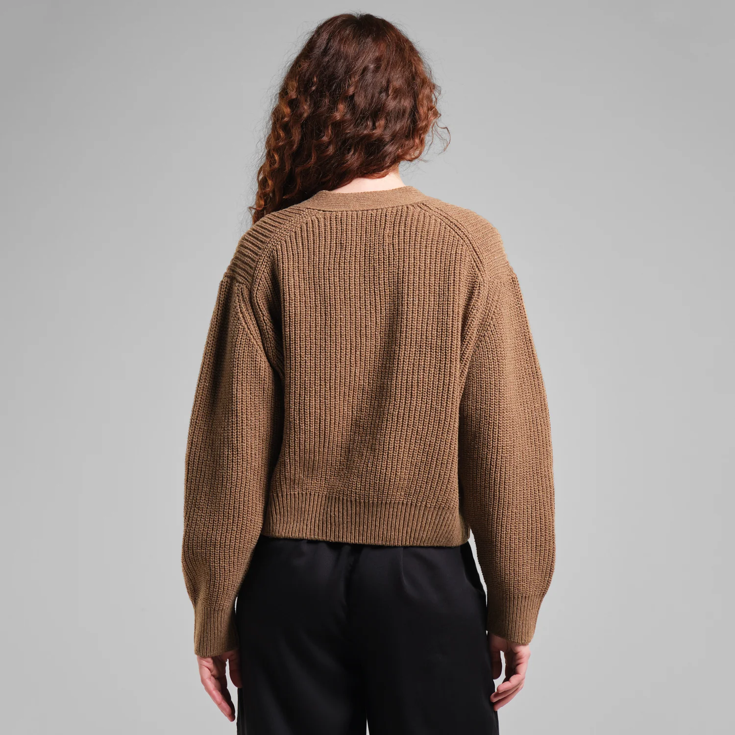 Kanan Cardigan Strickpullover, Braun, Rundhalsausschnitt, Rippstrick, Lange Ärmel