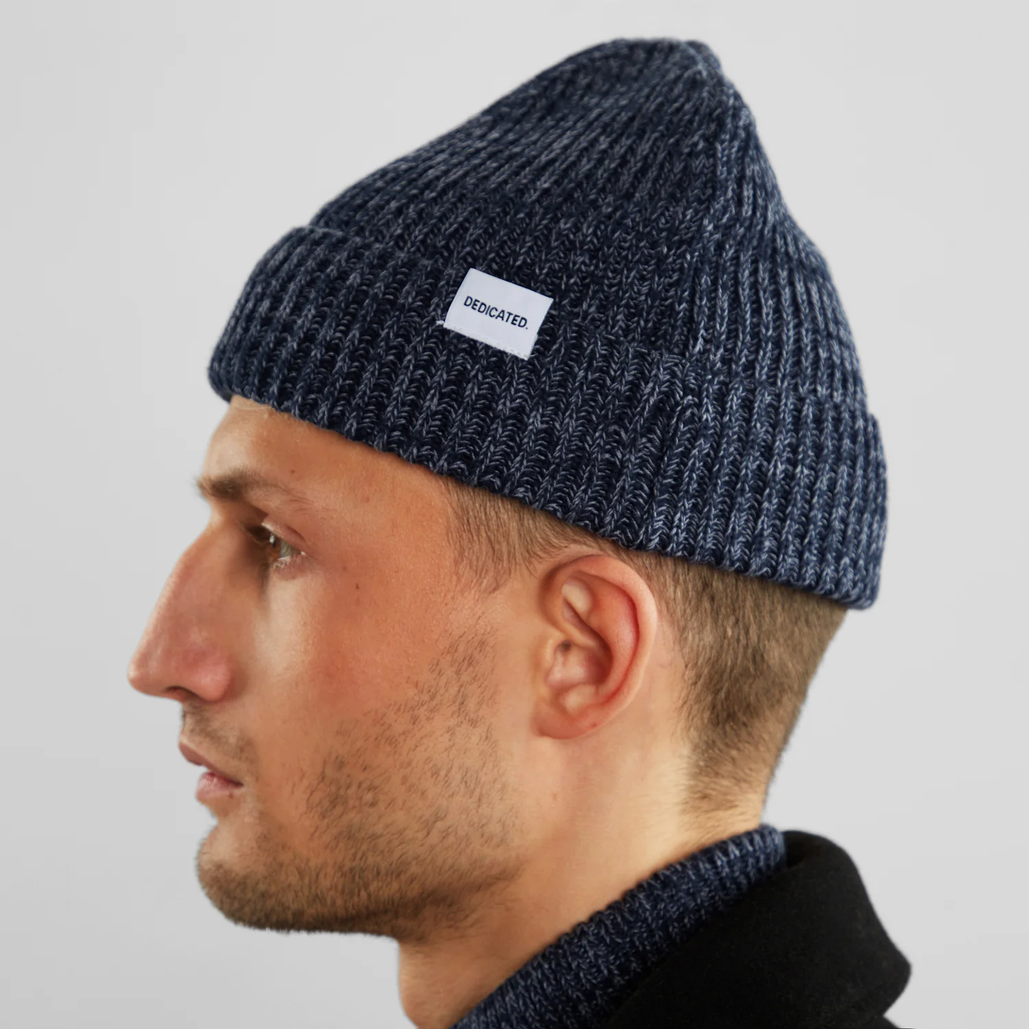Beanie Lofoten Bonnet en tricot, à revers, bleu foncé, maille côtelée, fil mélangé
