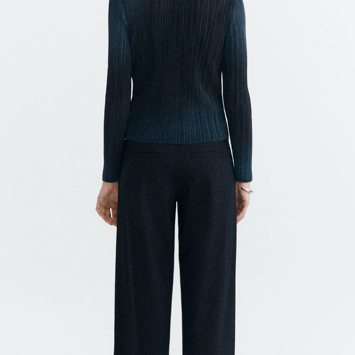 bluse, strick, langarm, dunkelblau, weite hose