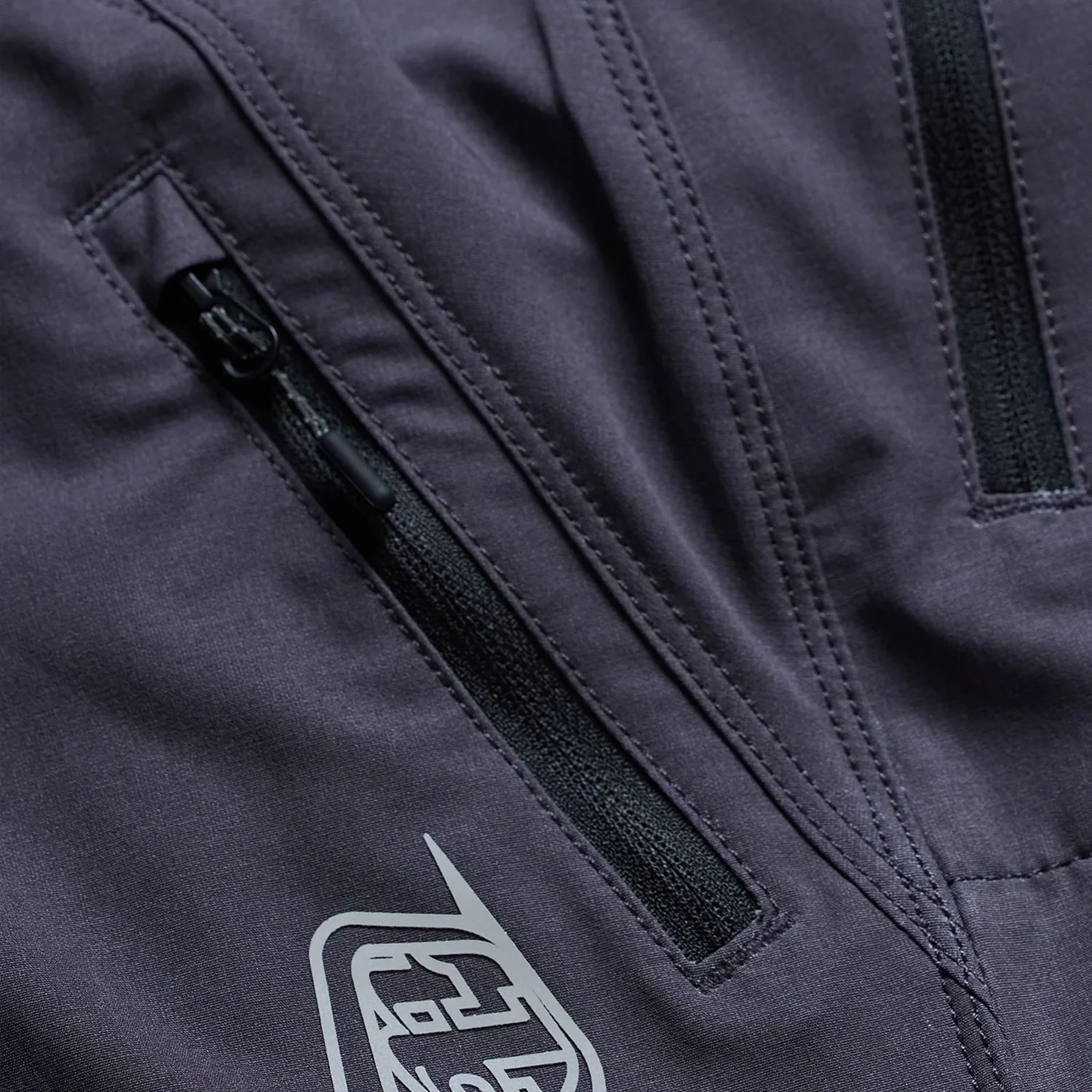 Womens Lilium Pro Pant Jacke, Dunkelgrau, Reißverschlusstasche, Stehkragen, Kunstfaser