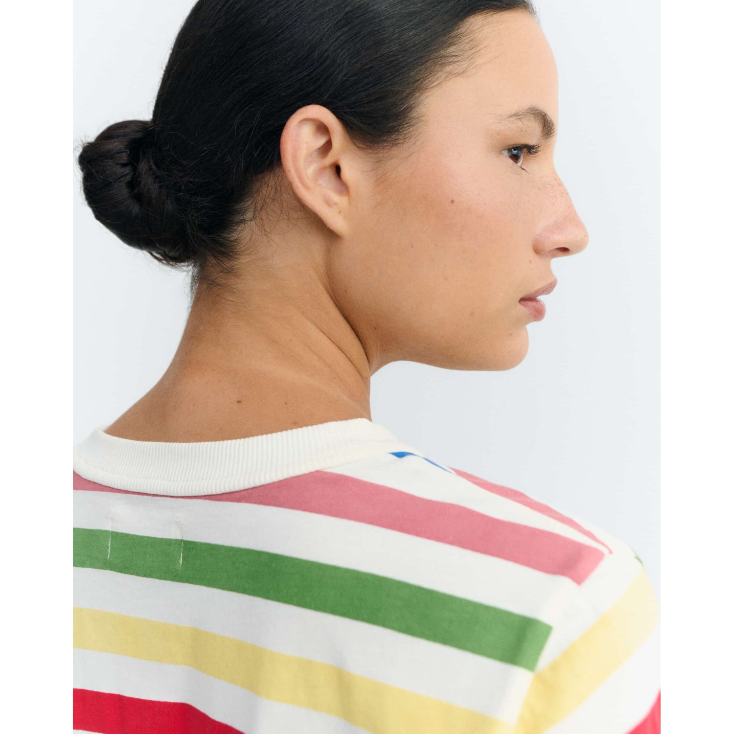 Rayures, multicolore, t-shirt, col rond, vue de dos
