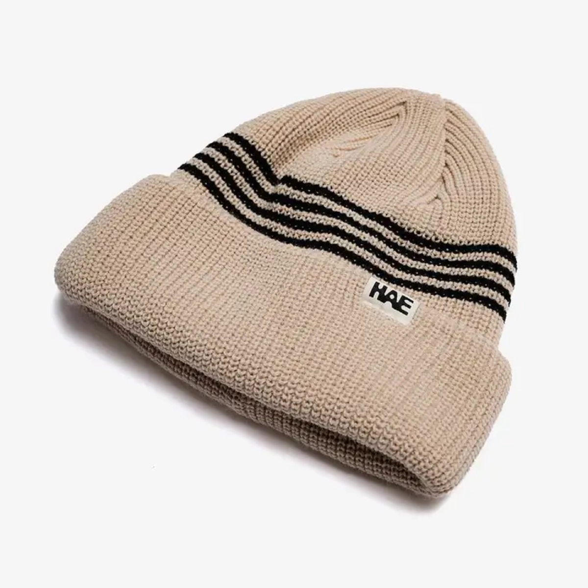 Pathfinder Beanie Wollmütze, Beige Mütze, Strickmütze, Schwarz-weiße Streifen, Kuschelig