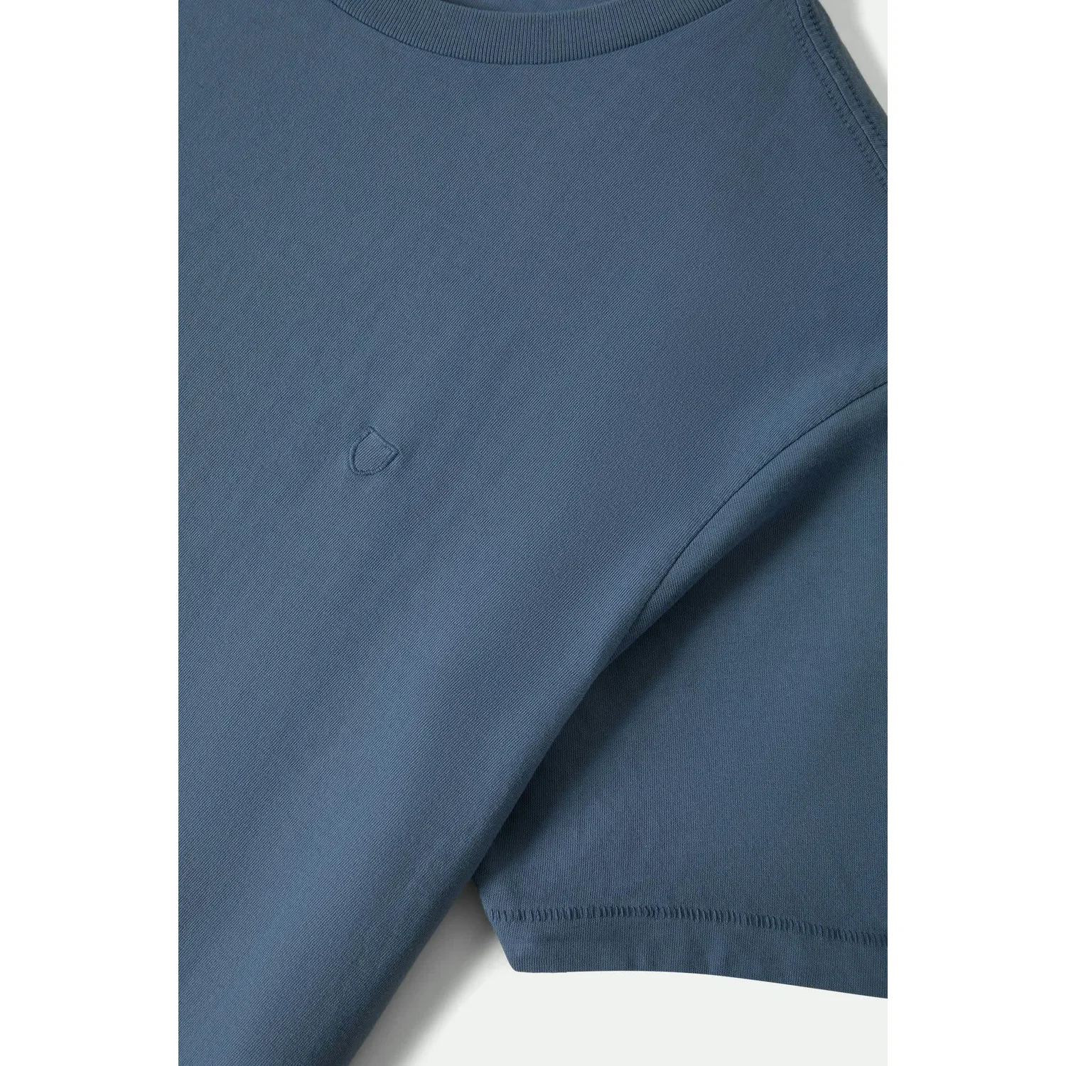 T-shirt, col rond, bleu, manches courtes, en coton