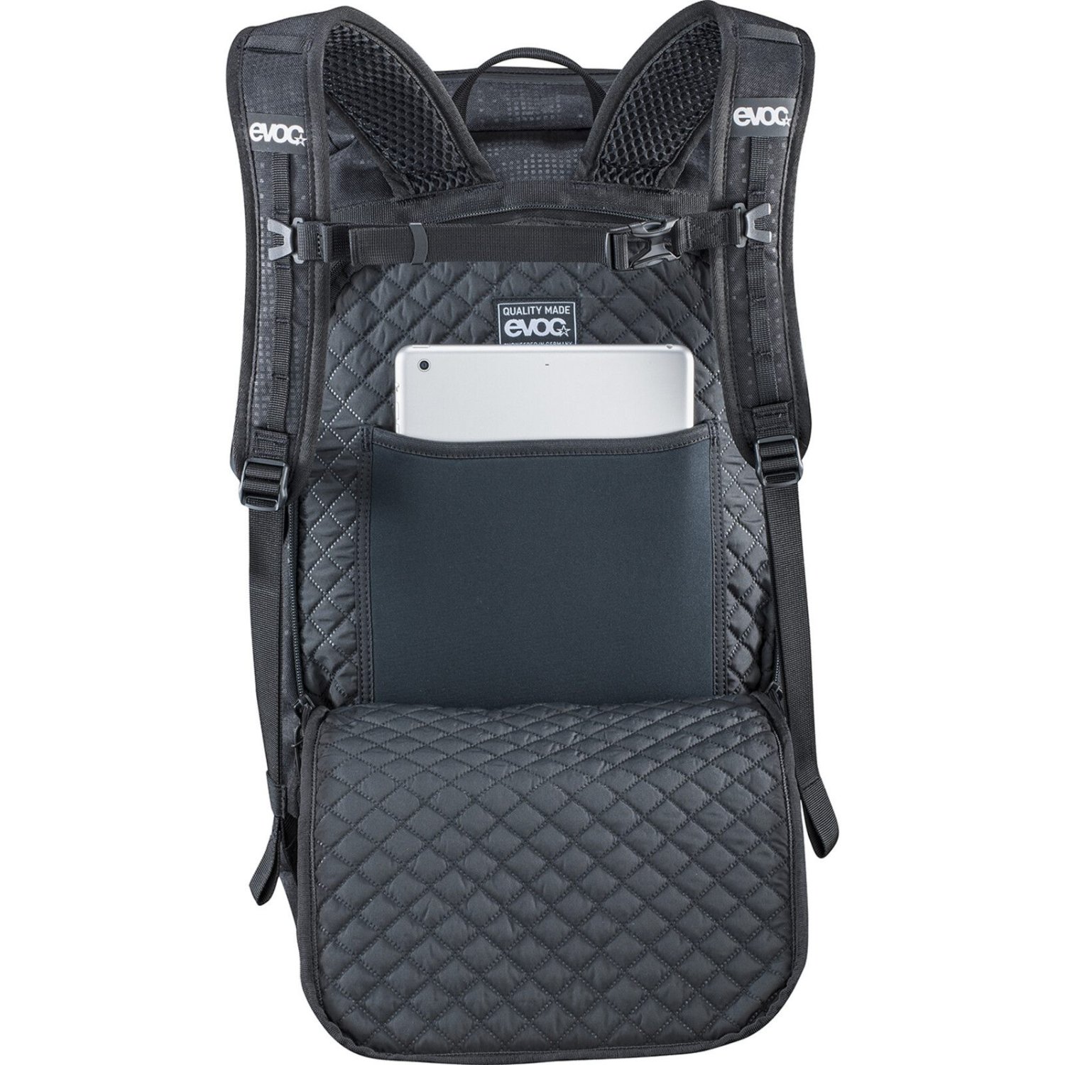 Mission Pro 28L Backpack Rucksack, Quilted, Laptopfach, Schwarz, Tragegurt