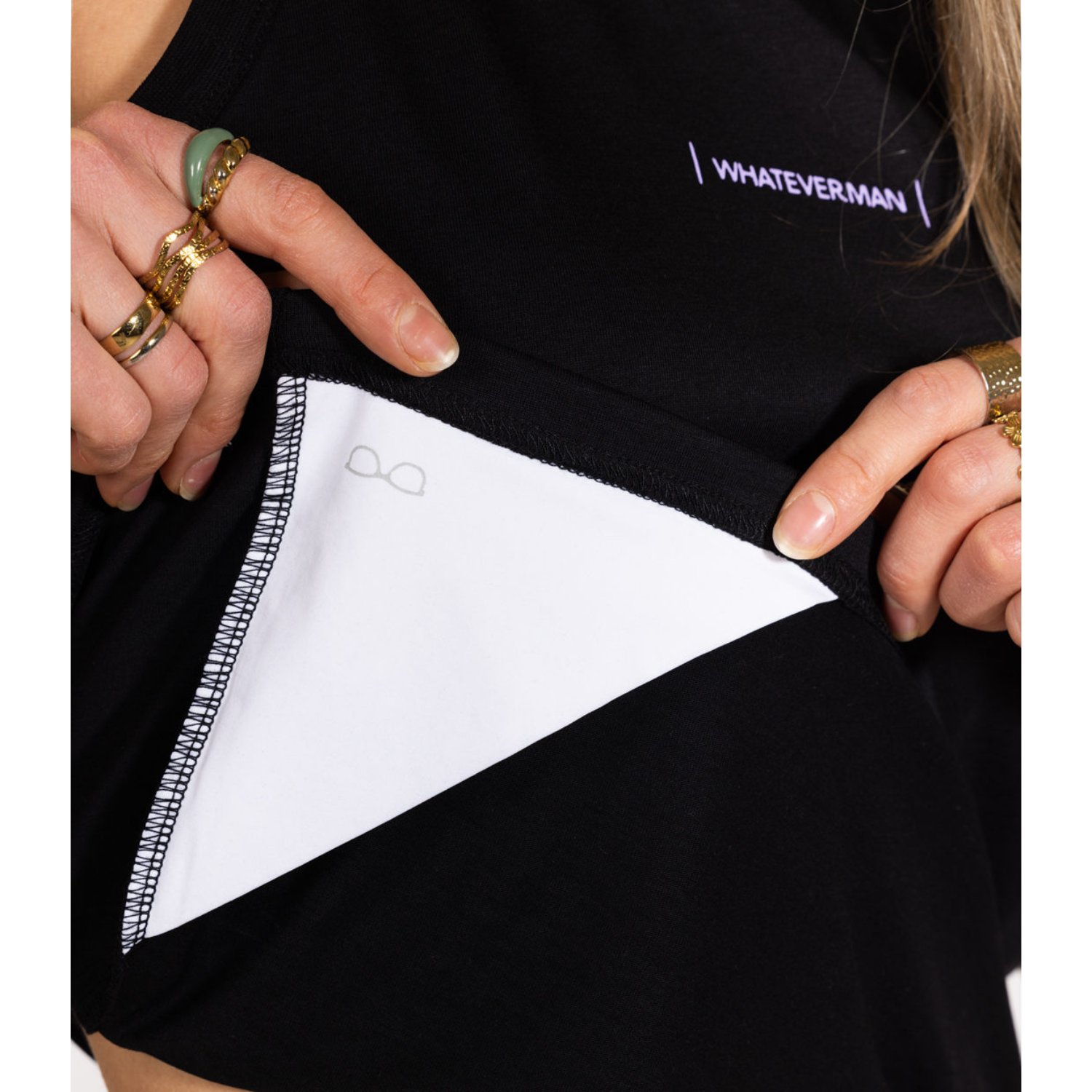 Mono Lyocell Tank Top athleisure, crop top, haut noir, empiècement blanc, détail de fermeture éclair