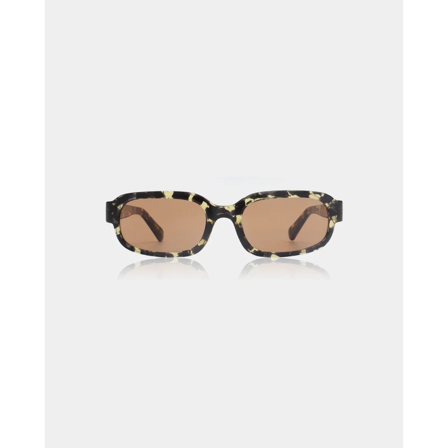 Lunettes de soleil, monture couleur écaille, verres marron, forme rectangulaire, lunettes tendance