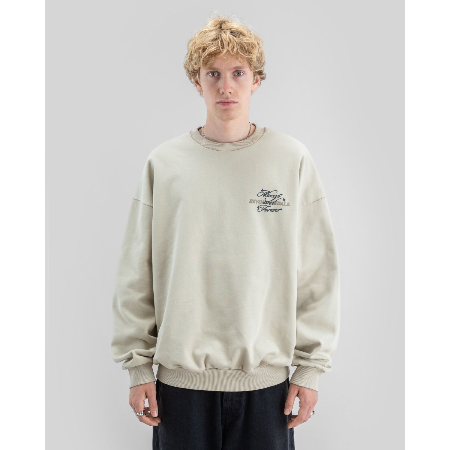 Forever Crewneck Sweatshirt, Beige, Oversized, Langarm, Rundhalsausschnitt