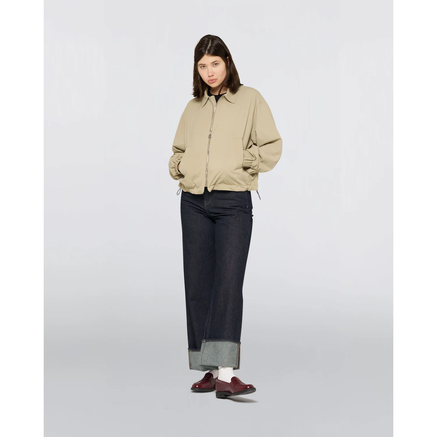 Damenjacke, beige, Reißverschluss, Umlegekragen, elastische Bündchen
