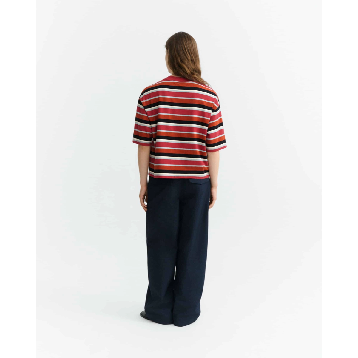 gestreiftes Oberteil, Rotes Streifen-Shirt, Kurze Ärmel, Lässiges Oberteil, weite Hose, Striped top, Rotes Streifen-Shirt, Kurze Ärmel Top, Weite Hose, Navy Hose