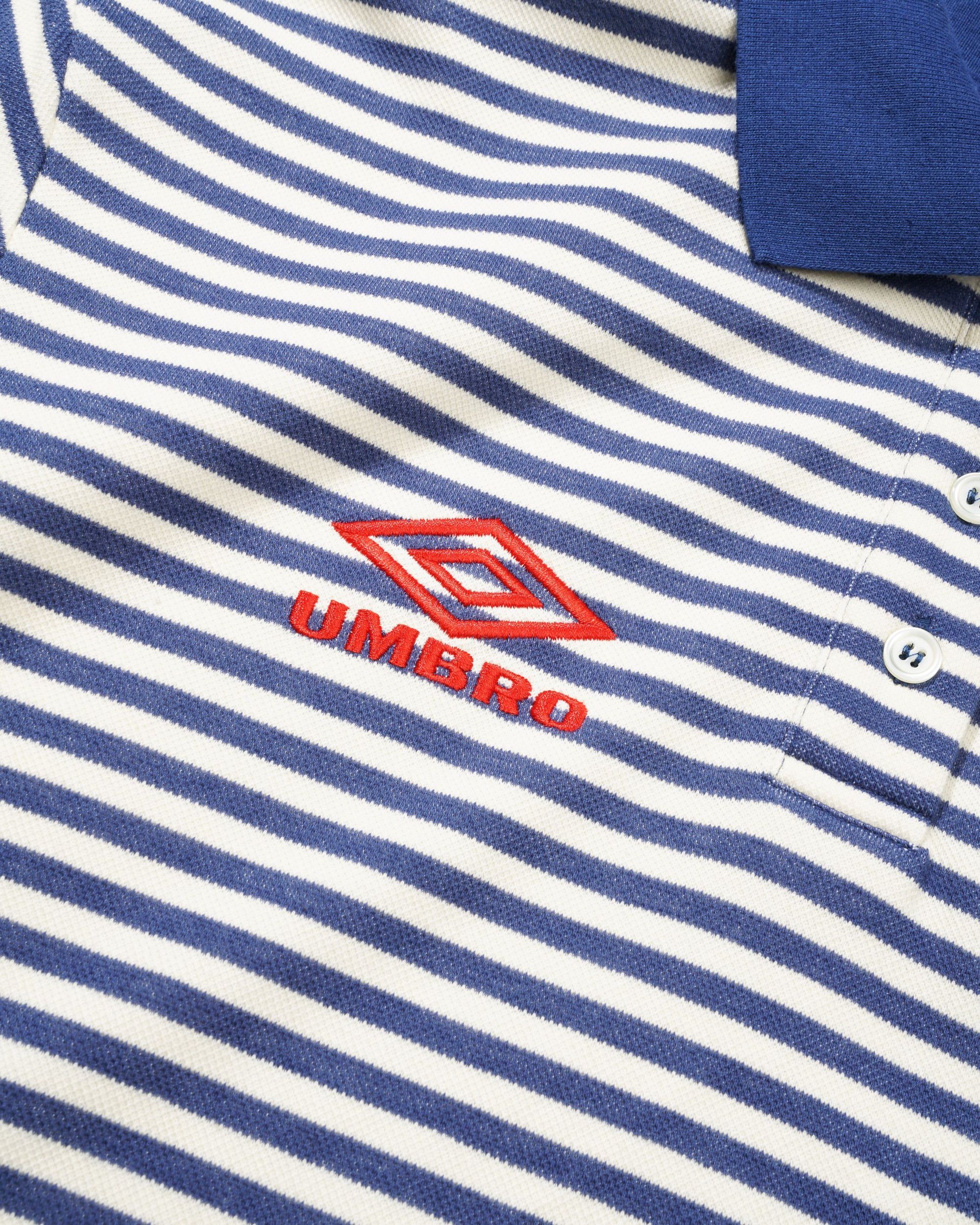 streifen, polo, blau, rot-logo, UMBRO