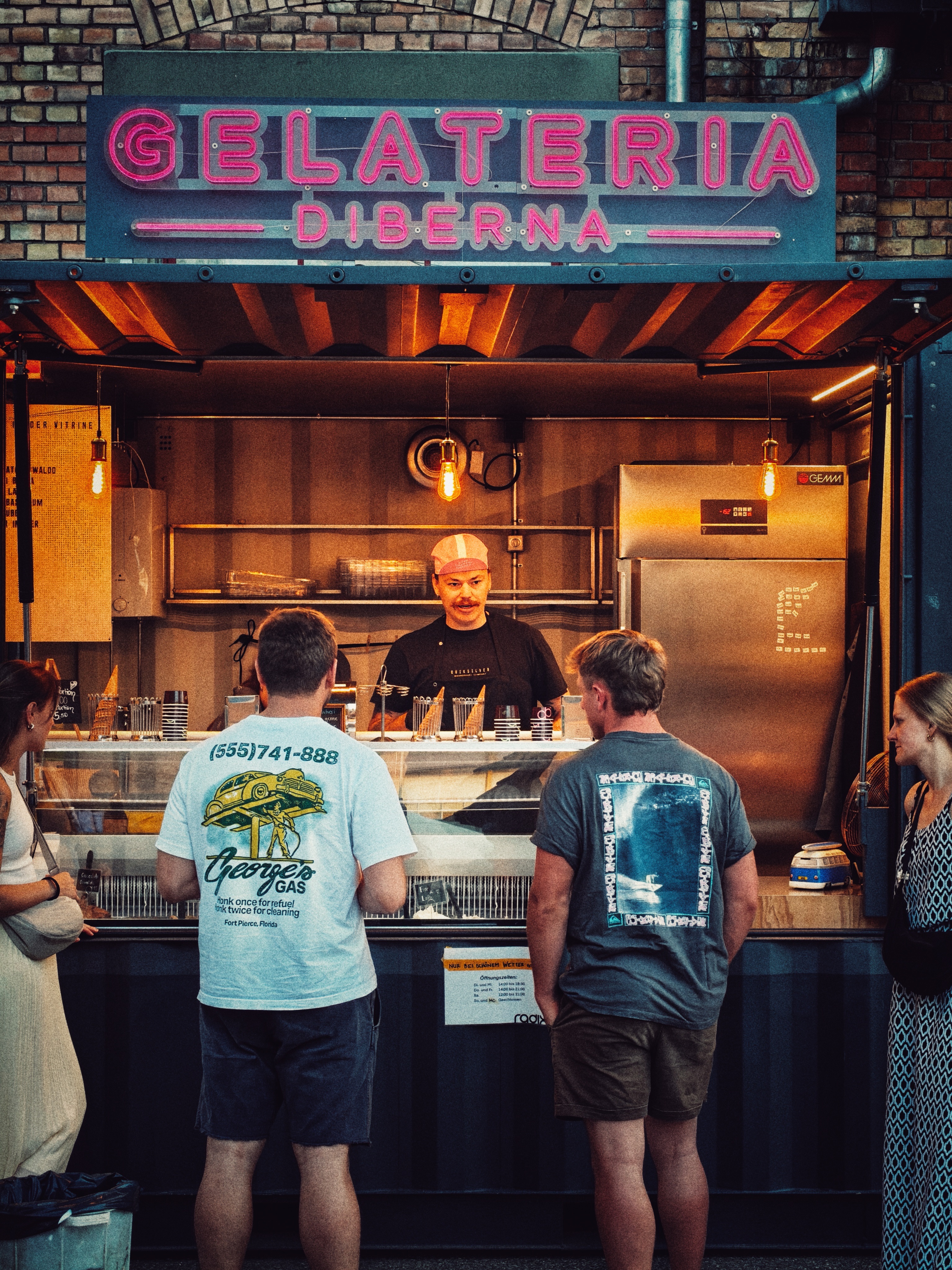 Gastronomie, Gelderer Stand, Gelateria, Kundenzugang, Theke