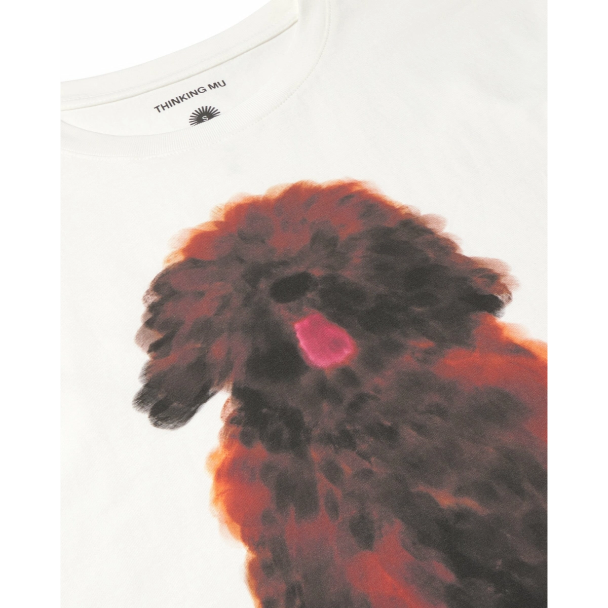 Fellart, Blumenmuster, Roter Blütenkranz, Dunkler Hintergrund, Kunstprint, T-Shirt, Hund Grafik, Weiß, Print, Baumwolle