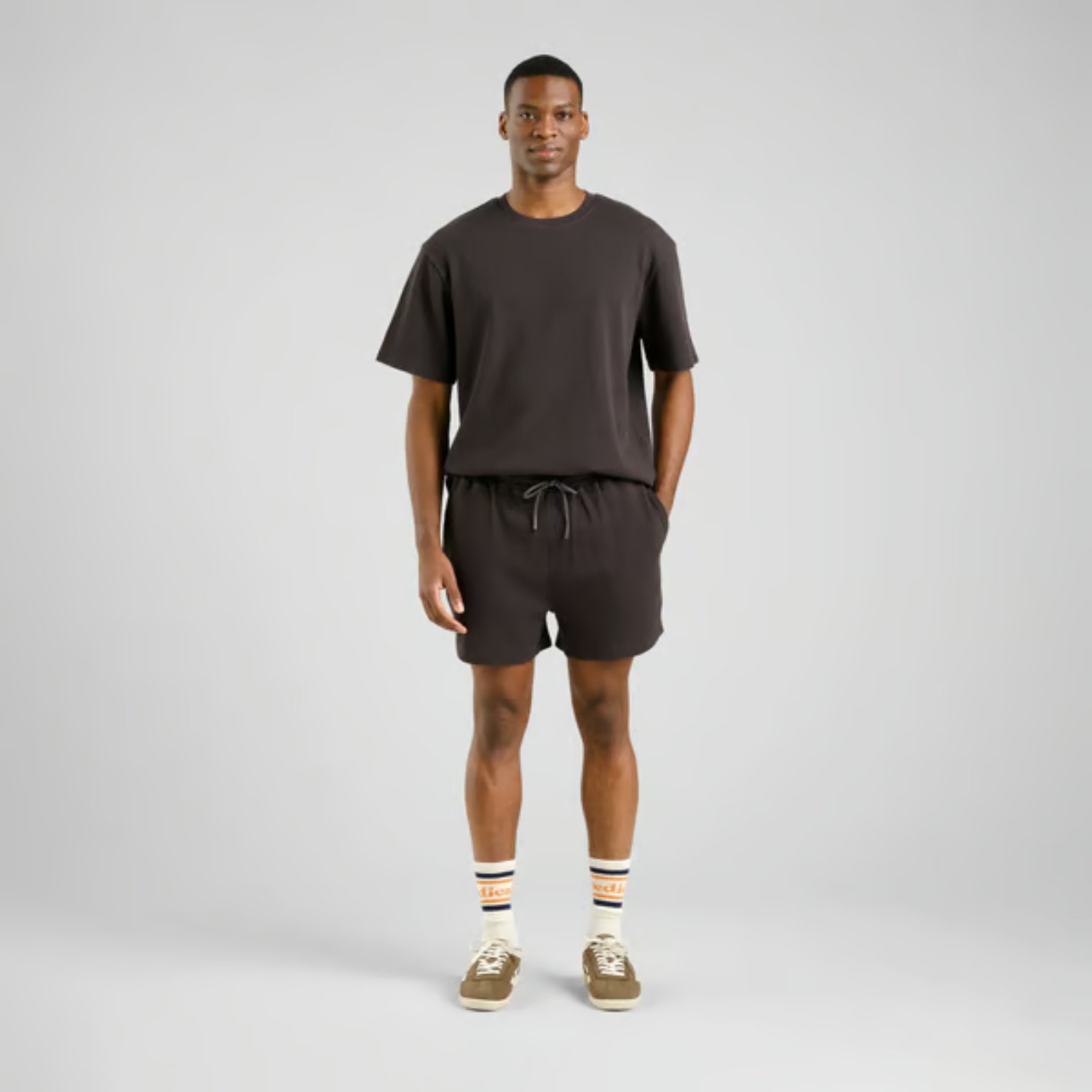 T-shirt, short, ensemble, anthracite, décontracté