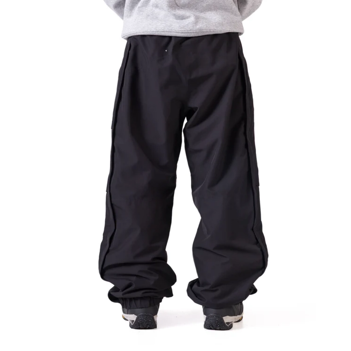 Rankin Pant Hose, Hose mit Bündchen, Schwarze Hose, Regenhose, Turnhose, Hosenträger, Herrenhose, Schwarz, Latzhose, Beinweite elastisch