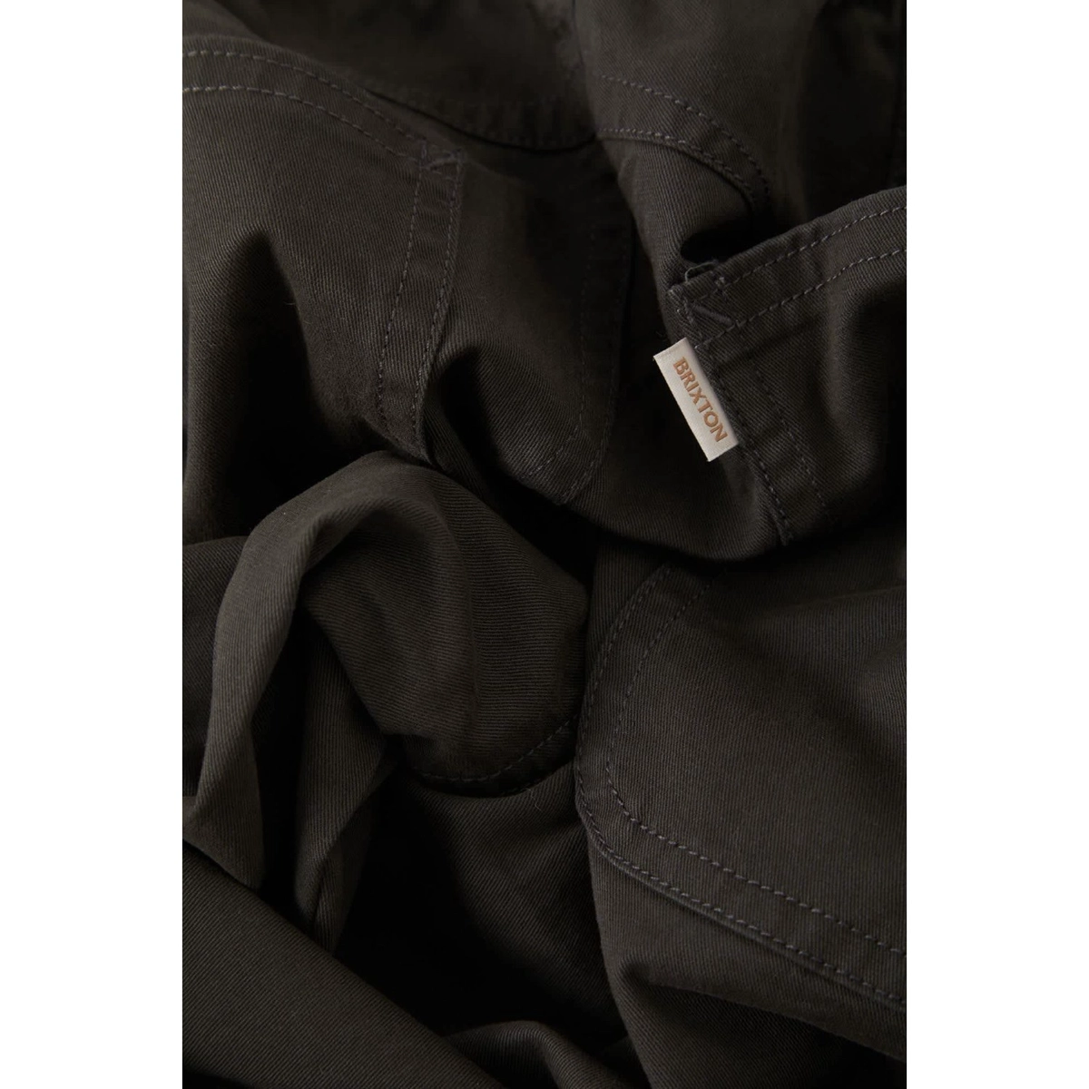 schwarzer Stoff, Naht, Etikett sichtbar, Kleidung, Markenlabel, dunkel, twill, hemdenstoff, Stoffstreifen, Baumwolle