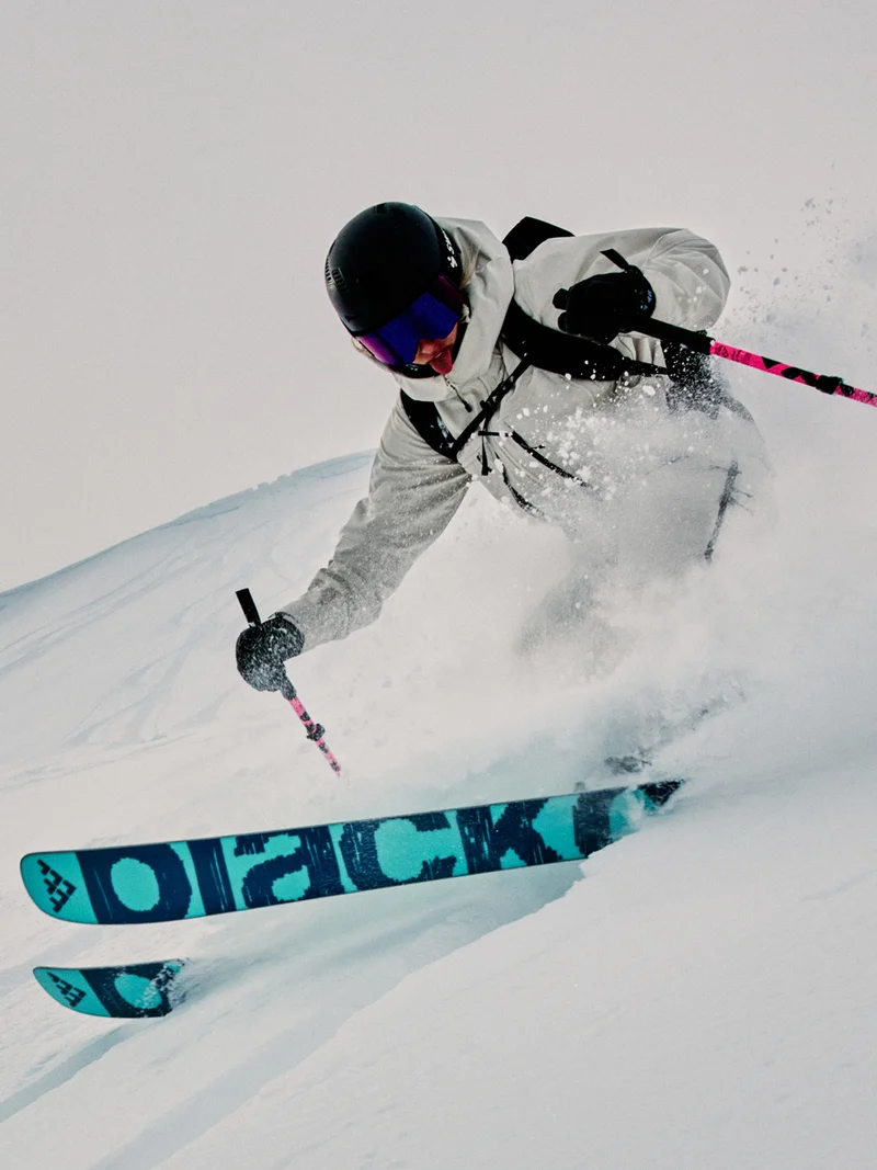 Freerider im Tiefschnee