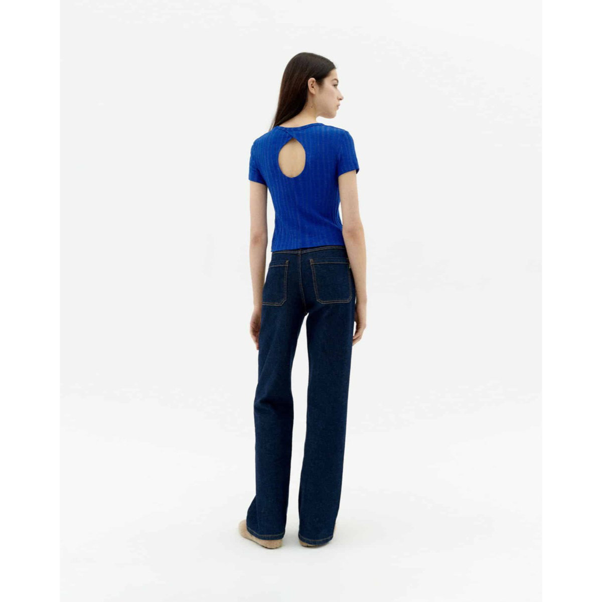 Hosen, Jeans, T-shirt, Person, Stehend