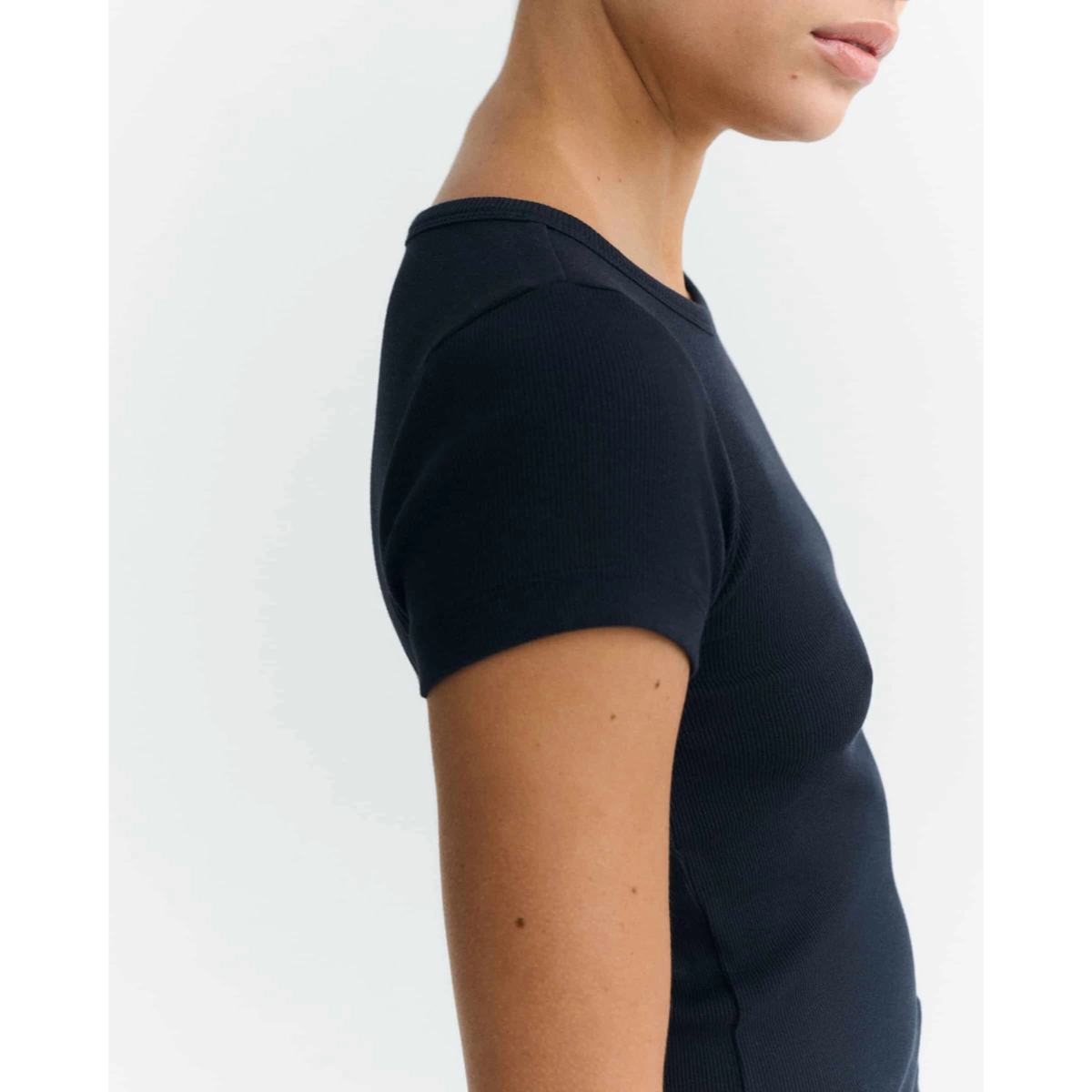 Mirna-R Tee Mirna-R Tee