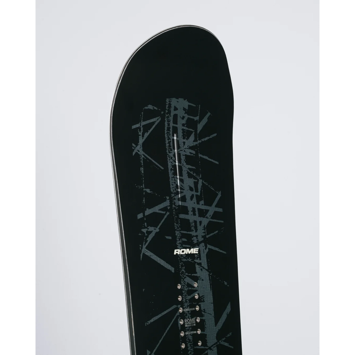  snowboard, snowboard-top, noir, graphismes, fixations ?