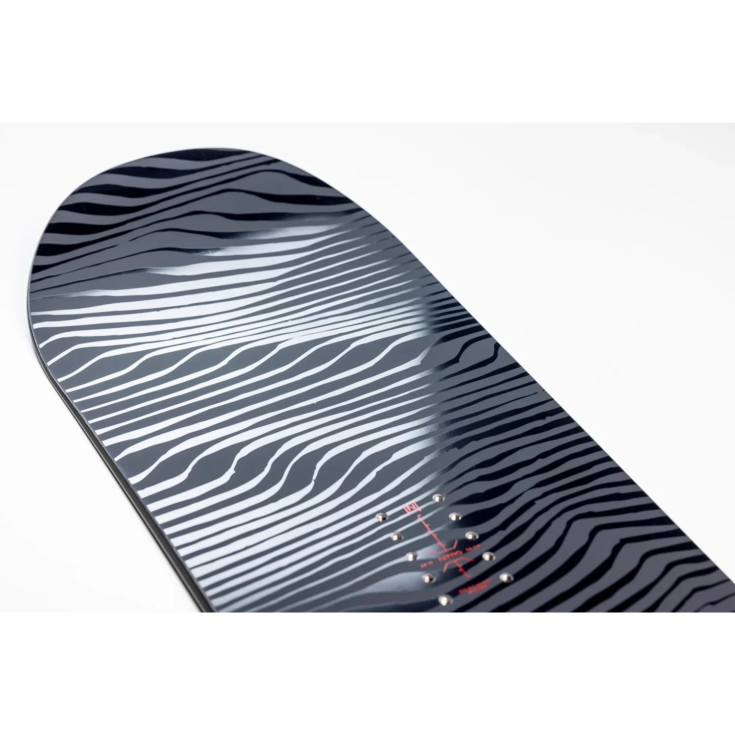 Snowboard, Schwarzes Board, Streifenmuster, Bindungsbohrungen