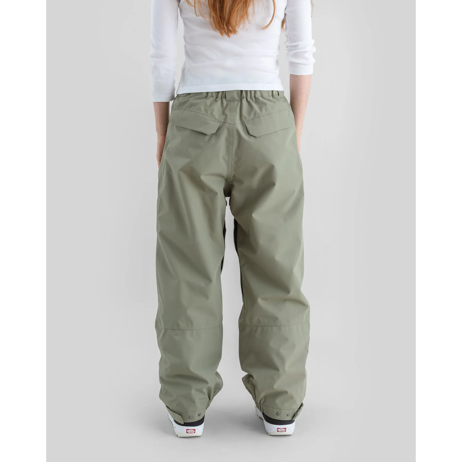 Nostalgia Pants 2L Damenhose, weite Passform, olivgrün, Gesäßtaschen, verstellbare Beinabschlüsse