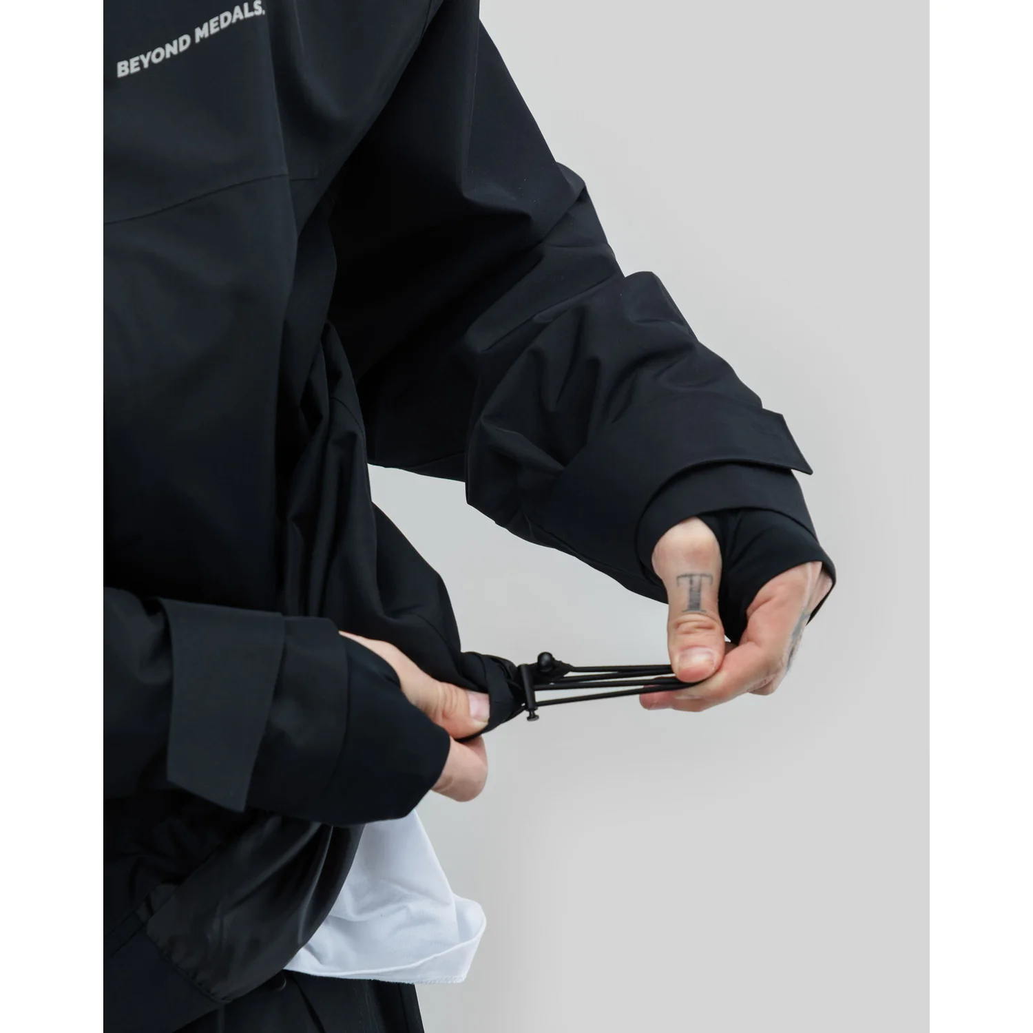 Park Jacket Schwarze Jacke, Funktionsjacke, Verstellbarer Saum, Daumenlochbündchen