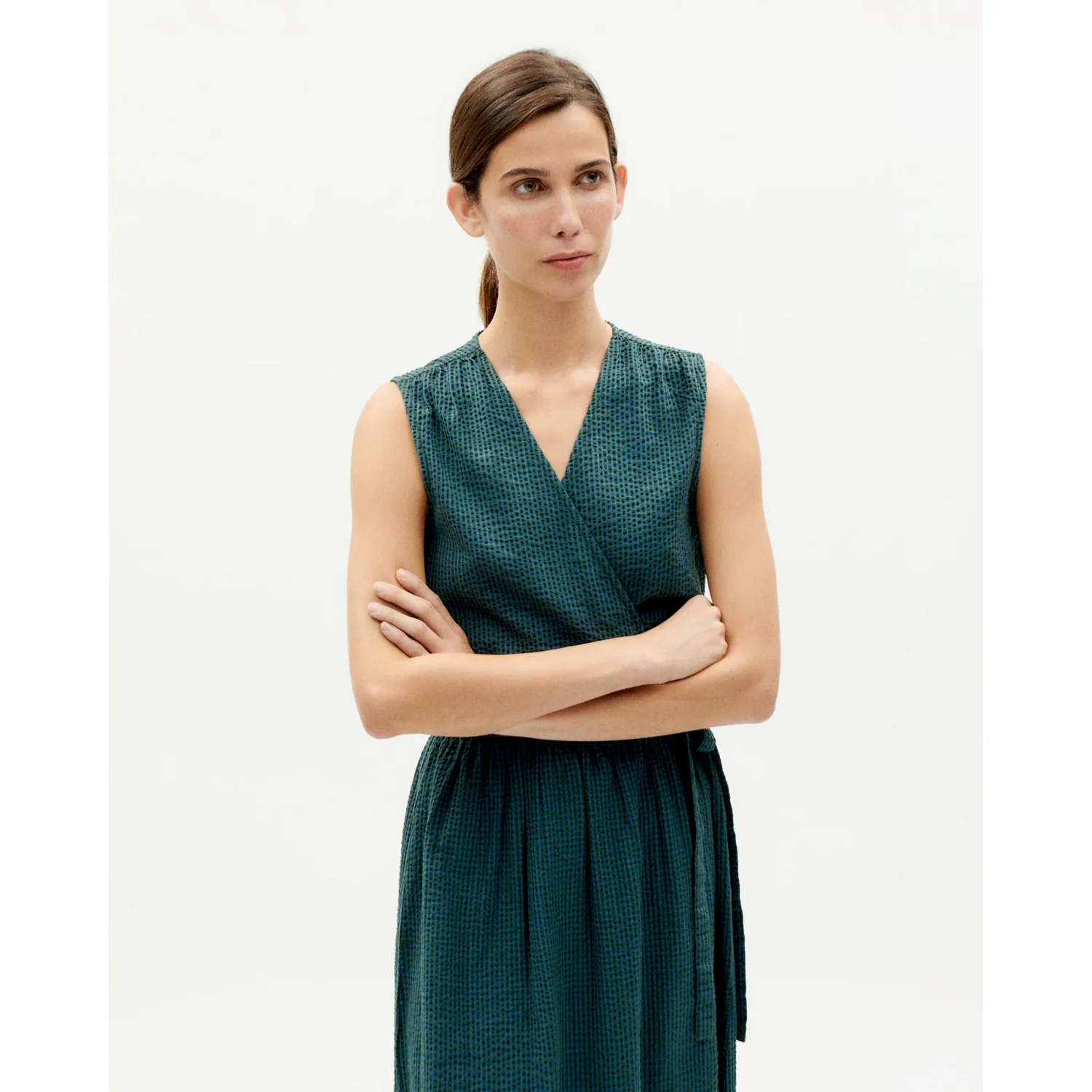 Ampola Dress Seersucker Ärmelloses Kleid, Wickelkleid, V-Ausschnitt, Punktmuster, Dunkelgrün