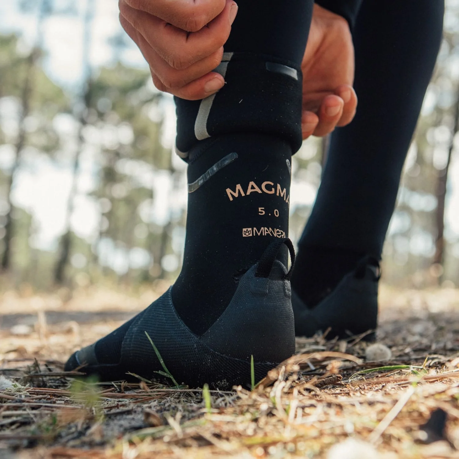 Neoprensocken, Wassersportschuhe, schwarz, knöchelhoch, rutschfeste Sohle
