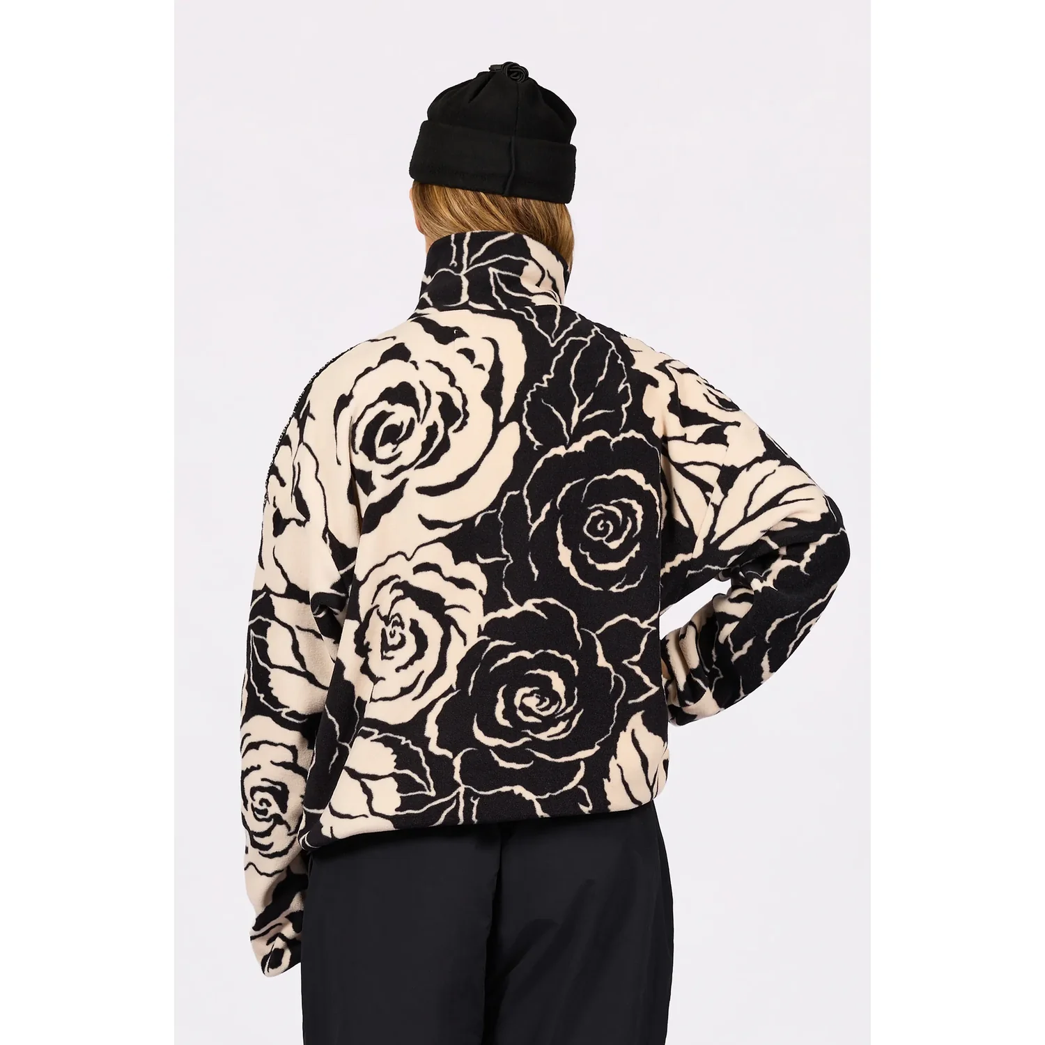 Ball Fleece Blumenmuster, Rosen-Print, auffälliges Muster, Rollkragen, Fleece-Jacke, Fleecejacke, Stehkragen, Rosenmuster, Schwarz-beige, Langarm