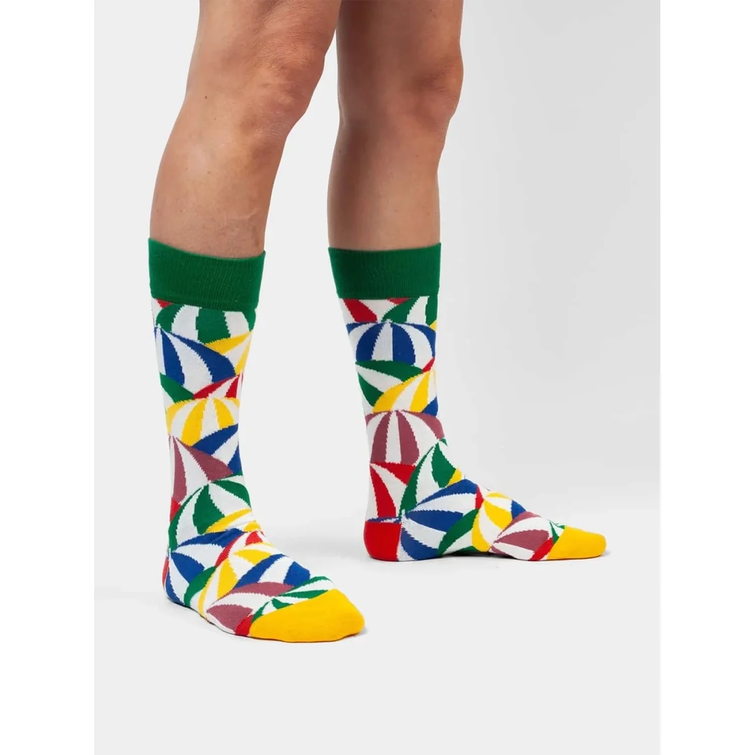 Chaussettes, multicolores, motif géométrique, bord vert, pointe jaune