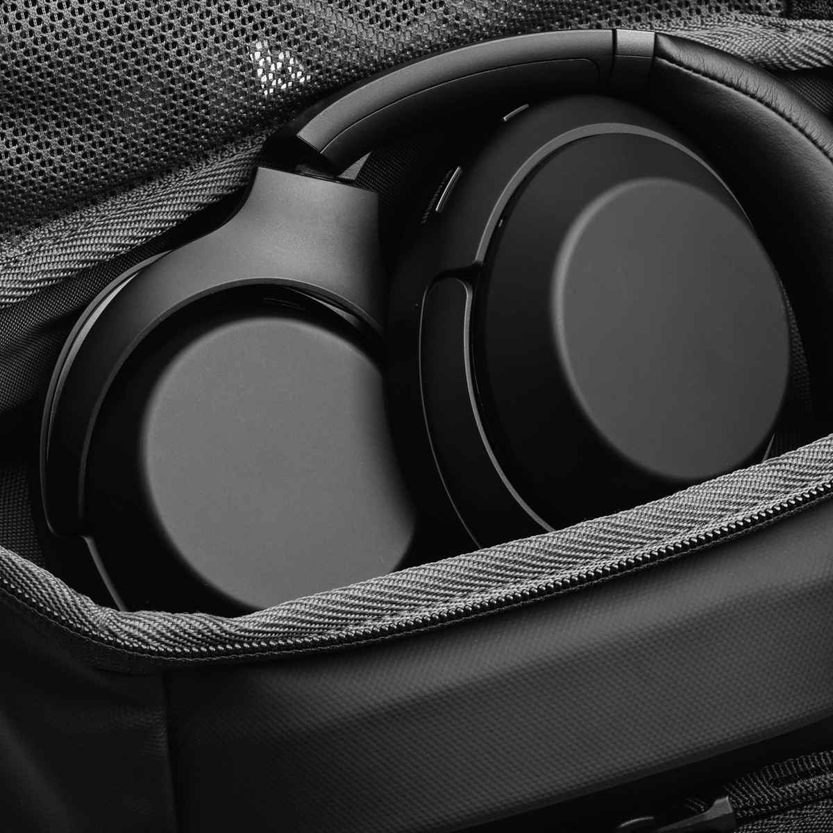 Kopfhörer, Over-Ear, Schwarz, Koffer/Rucksack, Kabellos
