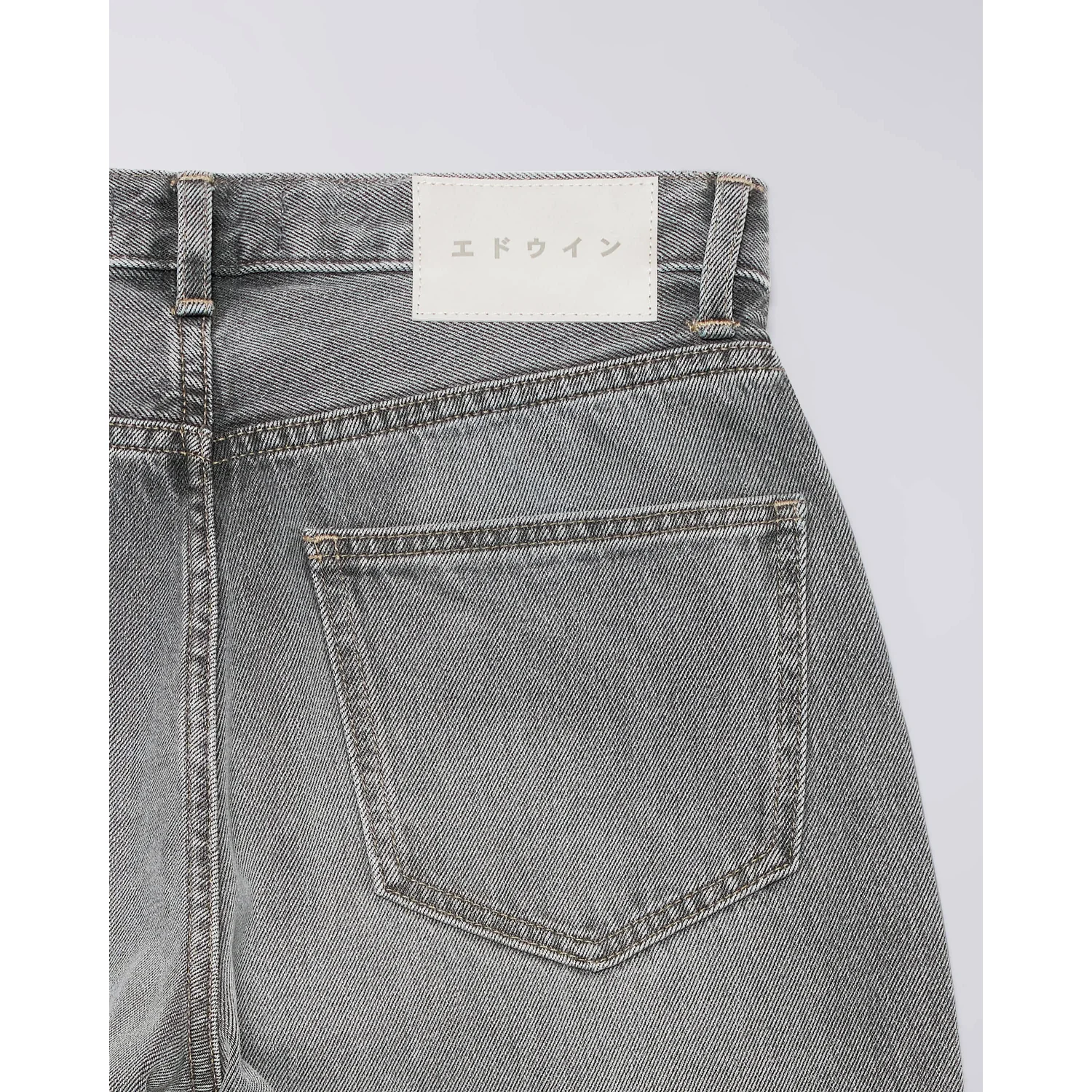 Jeans, Grauer Denim, Baumwollstoff, Gesäßtasche, Kontrastnähte
