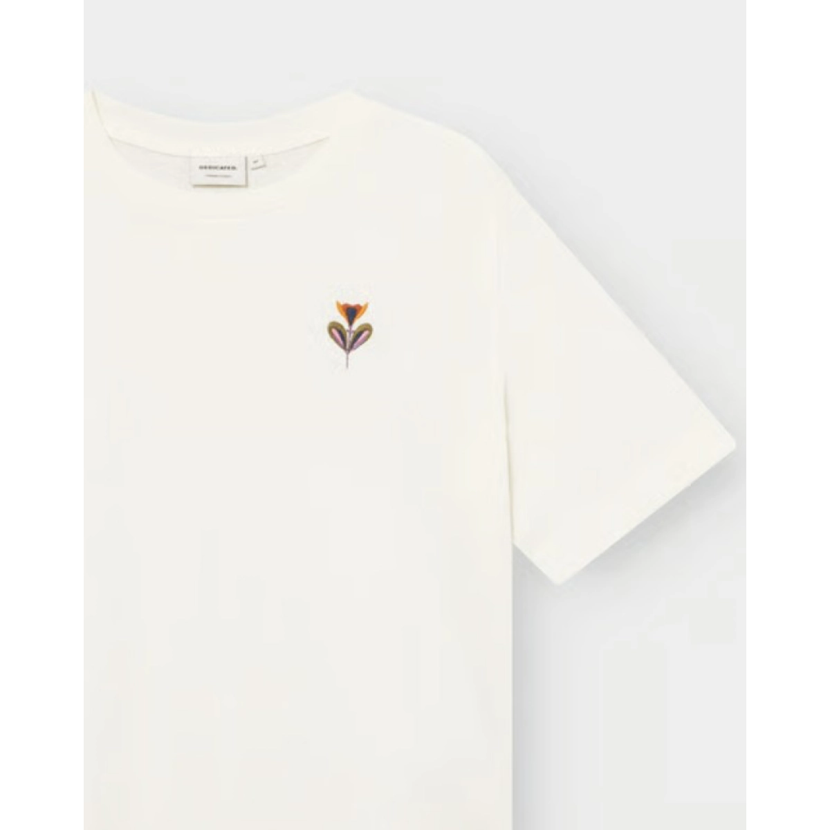 T-Shirt Vadstena Autumn Harves tshirt, weiß, stickerei, blume, kurzarm
