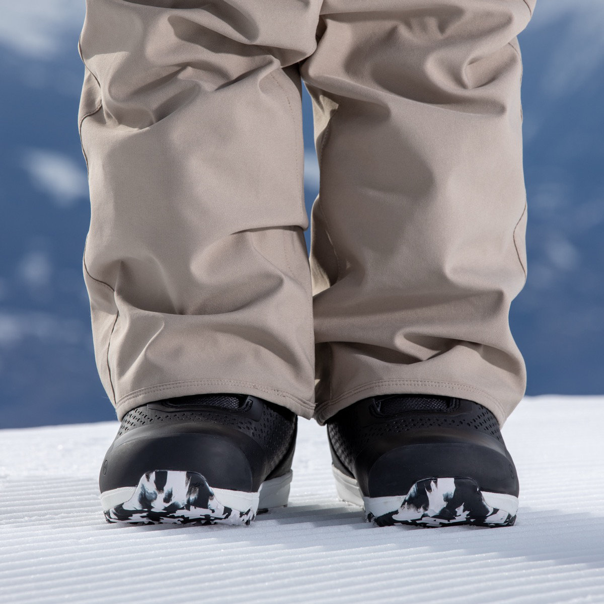 Hosen, Schuh, Person, Gehen, Turnschuh