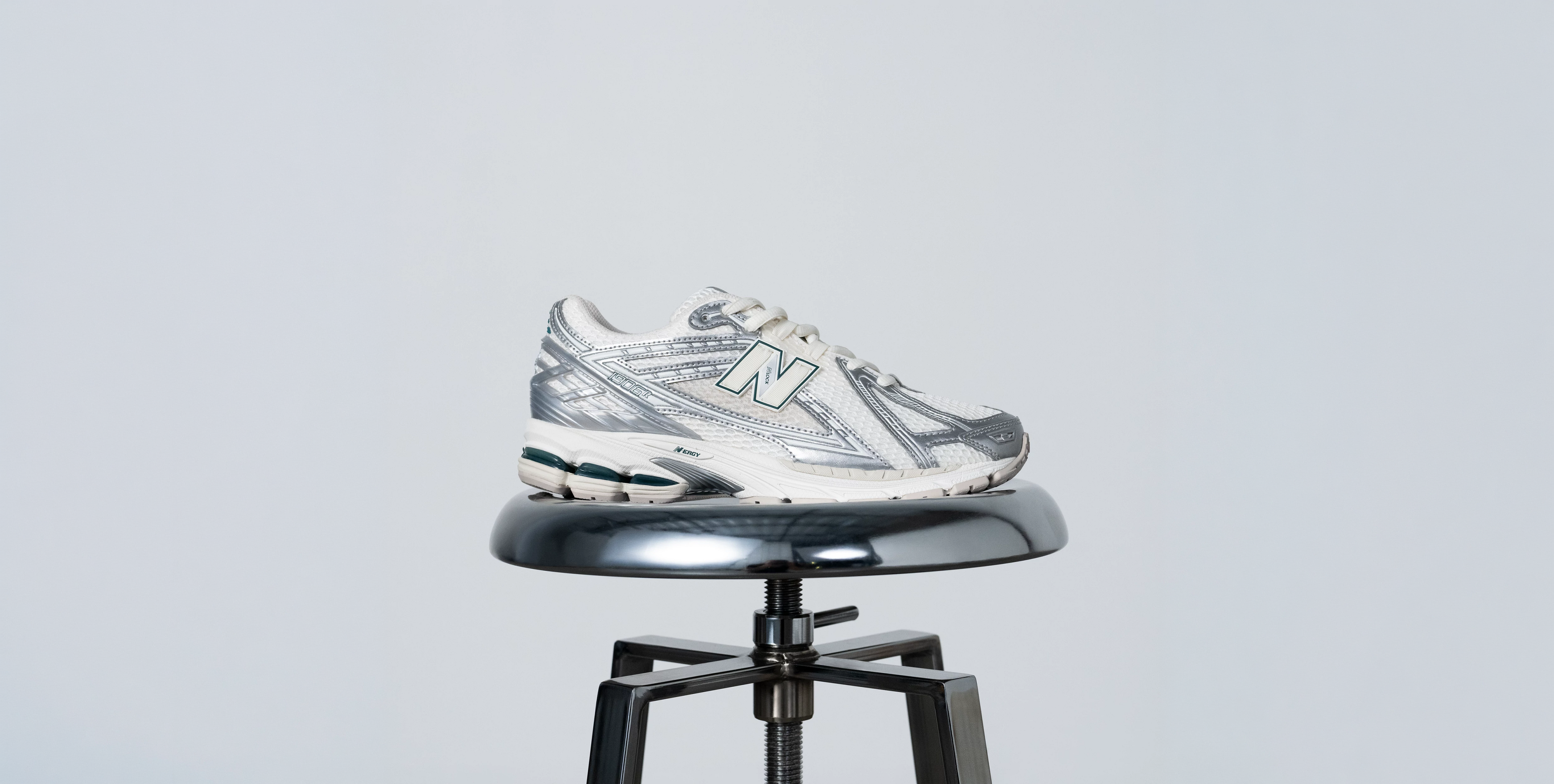 1.1A Newbalance1