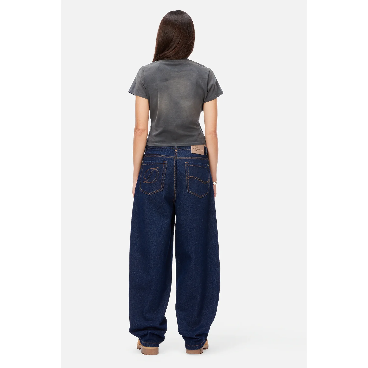 Jean pour femme, coupe ample, bleu foncé, taille haute, t-shirt