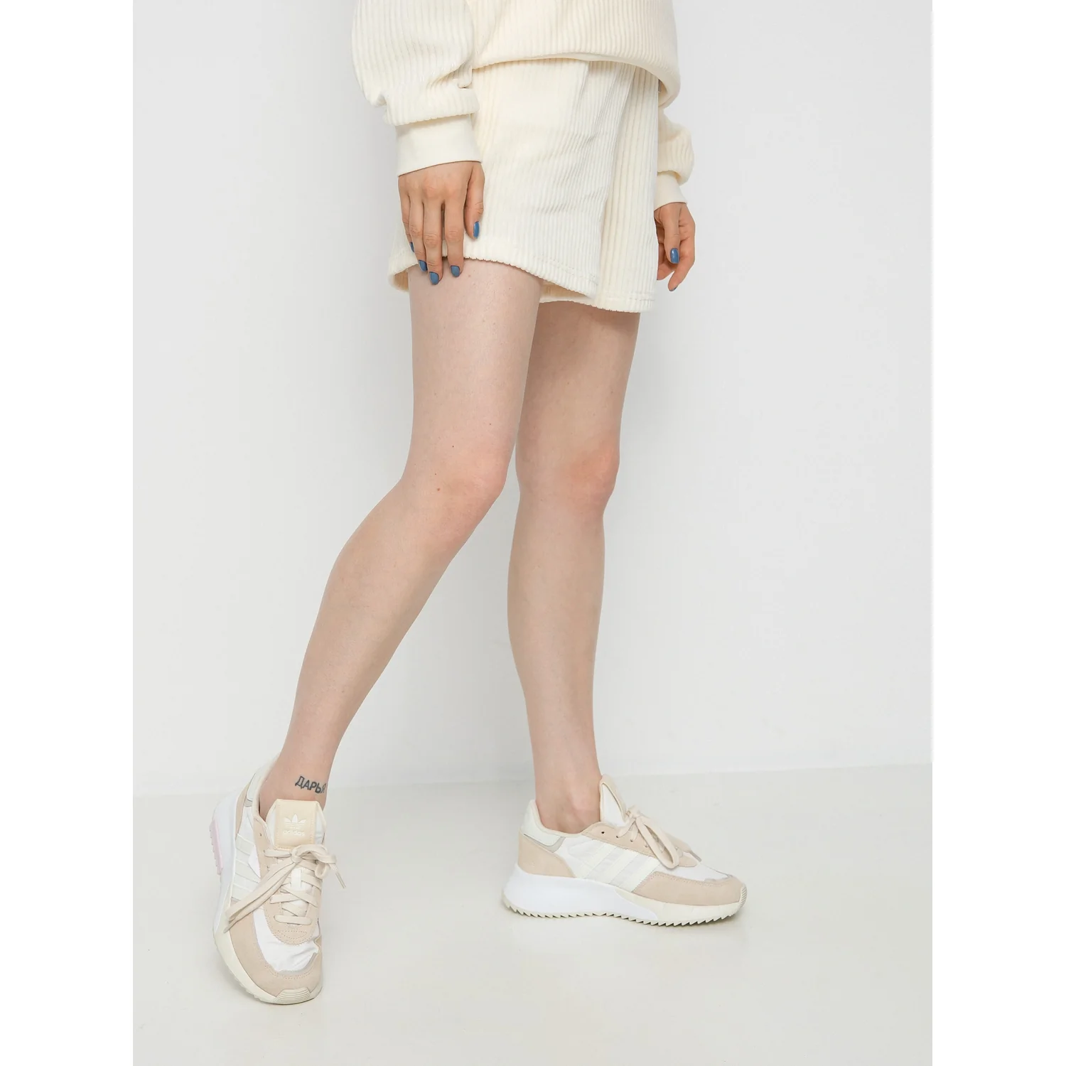 W Dazed II Short Damen-Sneaker, Beige-weiß, Schnürschuhe, Lederoptik, Profilsohle