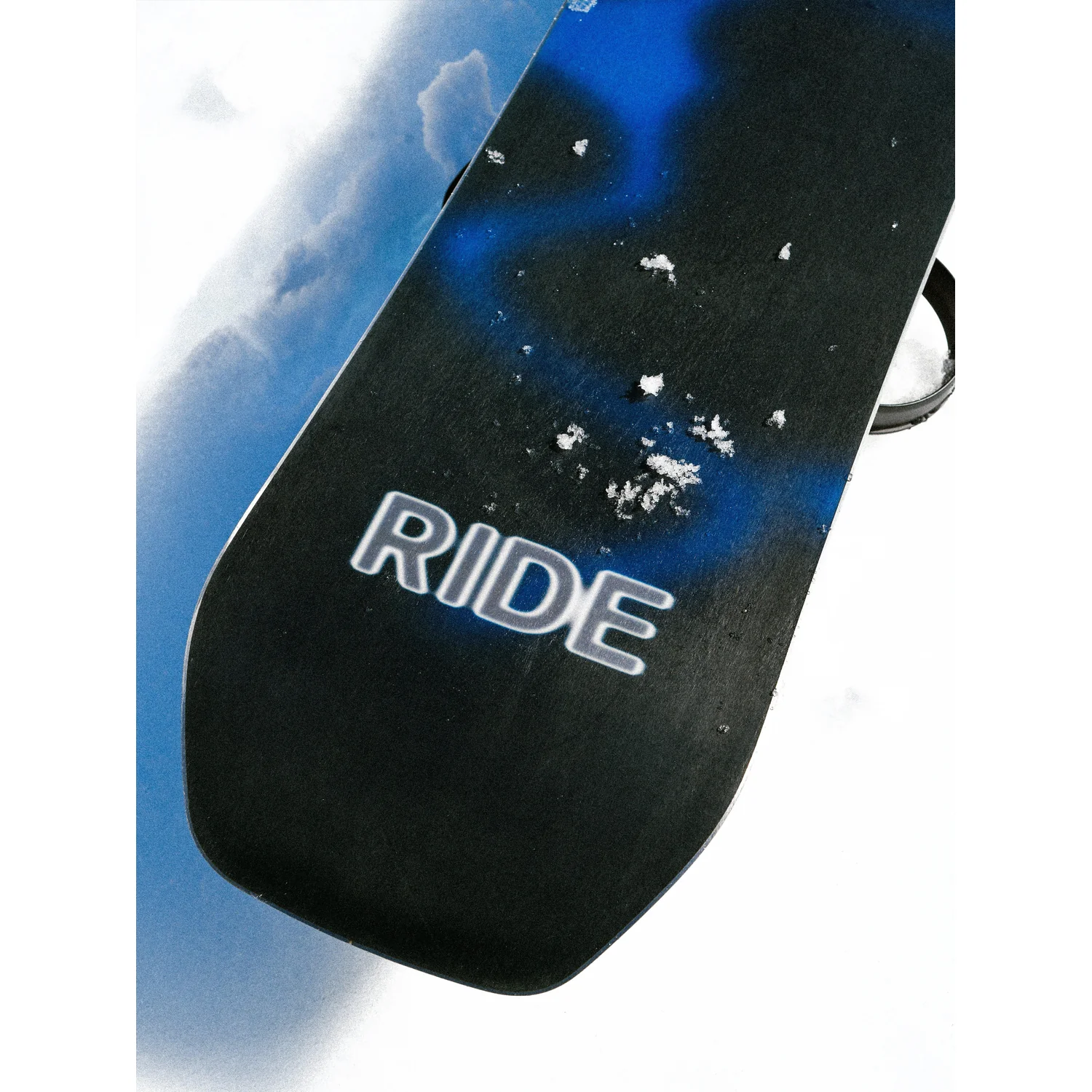 Snowboard, Schwarze Oberfläche, Blaue Grafik, Schneeflockenmuster