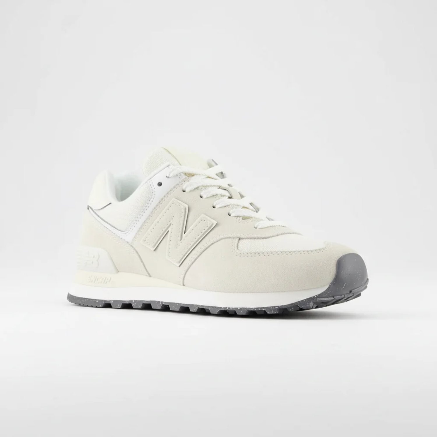Baskets, blanches, de sport, de course, à tige basse