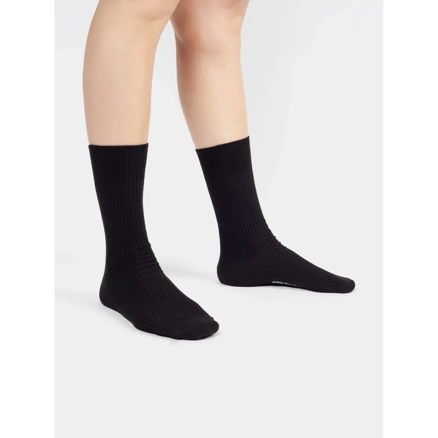 Chaussettes, noires, en tricot côtelé, mi-mollet