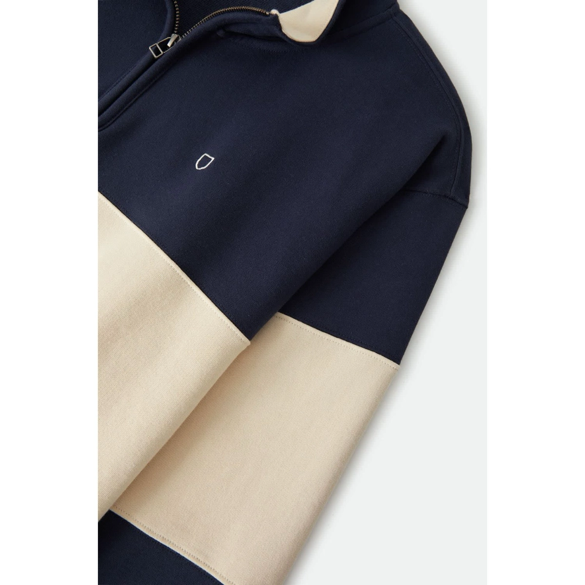 Hoodie, Navy, Beige, Zweifarbig, Kleidungstextil, Hoodie, Reißverschluss, Navy, Beige, Farbblock