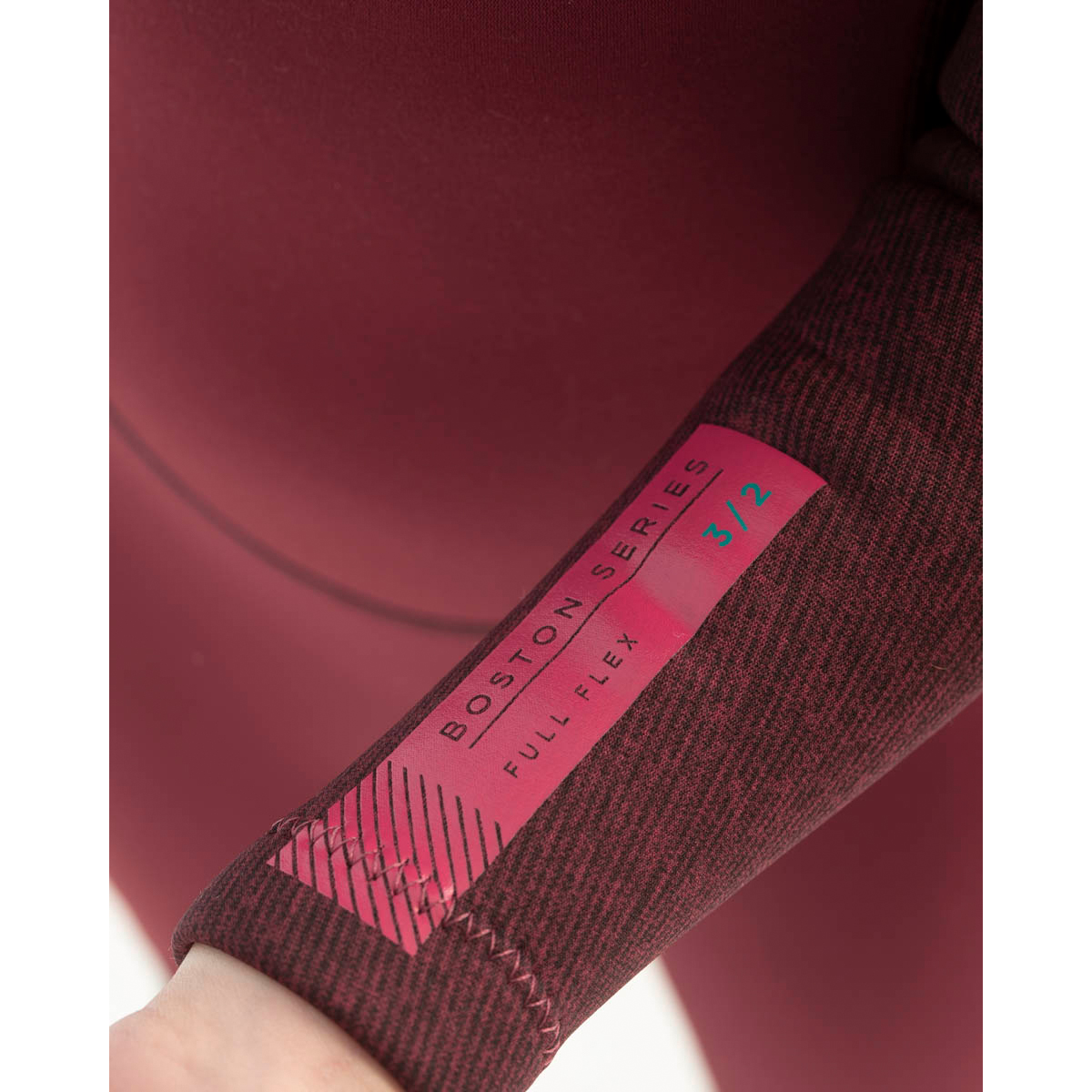 Boston Fullsuit 3|2mm Bras, partie du corps, personne