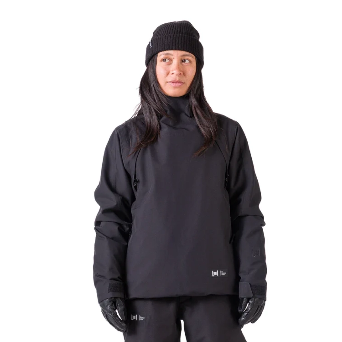 veste, veste d'hiver, couleur foncée, bonnet, gants, veste de snowboard, noir, col montant, déperlant, tenue d'hiver